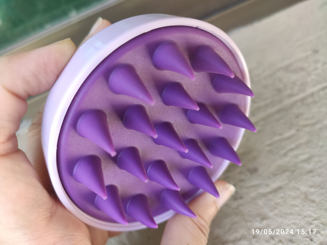 Hair Scalp Massager - Shampoo Brush With Grip